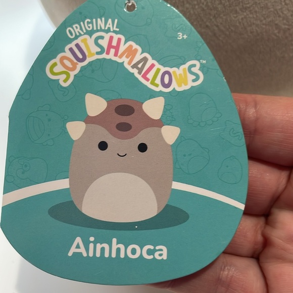 🎉4 for $20! Squishmallows- ‘Ainhoca’ like new condition - Picture 4 of 6